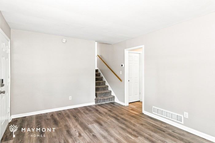708 Anderson Dr - Photo 7 of 17
