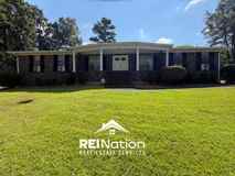 832 Monterey Dr - Photo 1 of 1