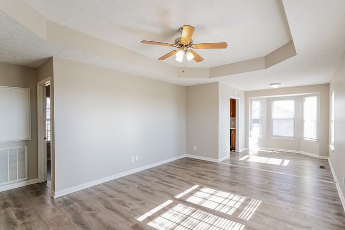 294 Fritz Cir - Photo 5 of 12