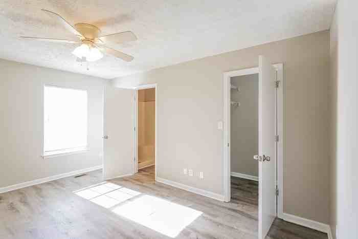 294 Fritz Cir - Photo 7 of 12