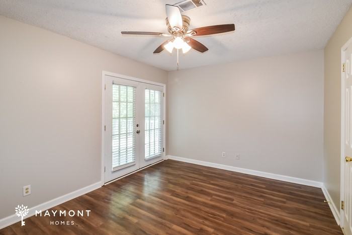 302 Gardenia Rd - Photo 5 of 12