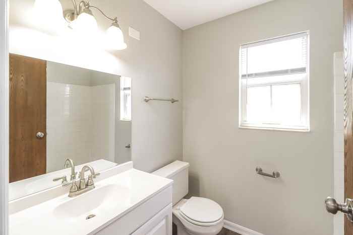 5273 Riverwatch Dr - Photo 7 of 10