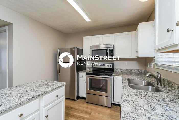 11101 Meadow Chase Ct - Photo 6 of 18