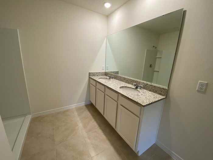 956 Brooklet Dr - Photo 6 of 9