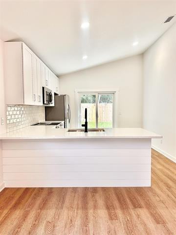 723 W 6th St - Photo 4 of 14