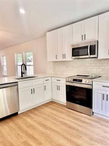 723 W 6th St - Photo 5 of 14