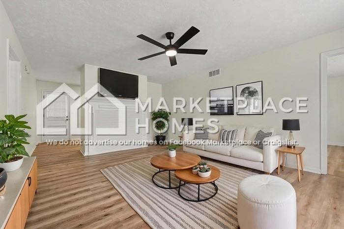 1025 Walker Place Dr - Photo 6 of 27