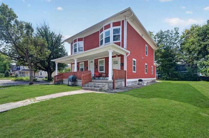 448 N State Ave #C - Photo 3 of 23