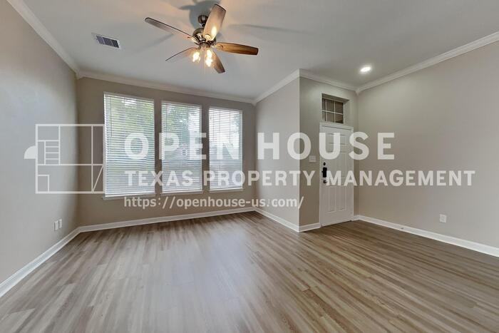 5302 Cedar Lodge Ct - Photo 4 of 20