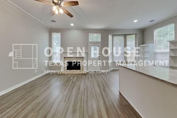 5302 Cedar Lodge Ct - Photo 5 of 20