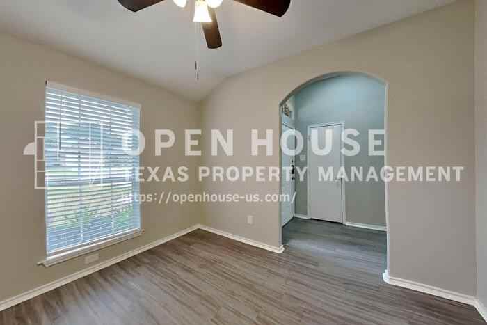 19302 Arbor Pines Ln - Photo 4 of 20