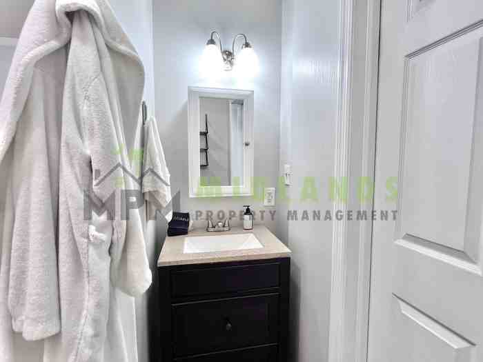 312 S Edisto Ave #C - Photo 6 of 30