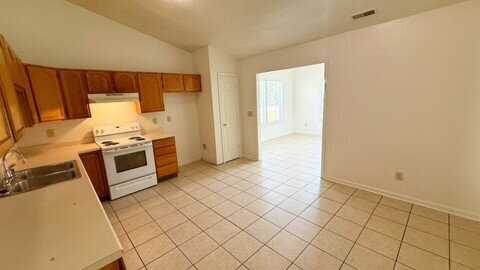 3639 Limberpine Dr - Photo 6 of 15