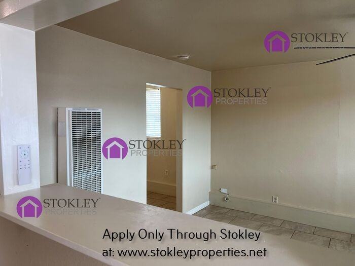 715 B St #B - Photo 2 of 14