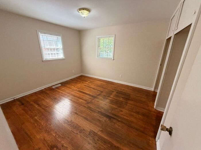 108 Wilson St - Photo 7 of 18