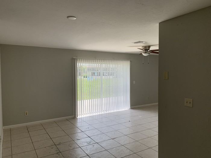 4711 Se 4th Pl - Photo 4 of 10