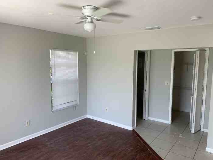 4711 Se 4th Pl - Photo 7 of 10