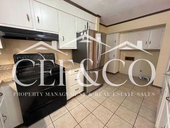 308 Pine Lake Ct - Photo 7 of 34