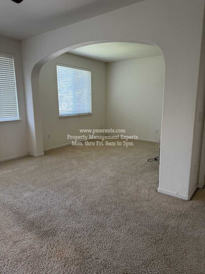 2531 Crestmore Cir - Photo 7 of 7