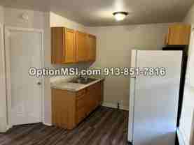 31 S 7th St #B - Photo 1 of 1