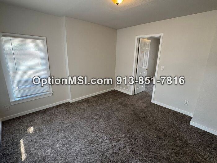 31 S 7th St #B - Photo 6 of 21