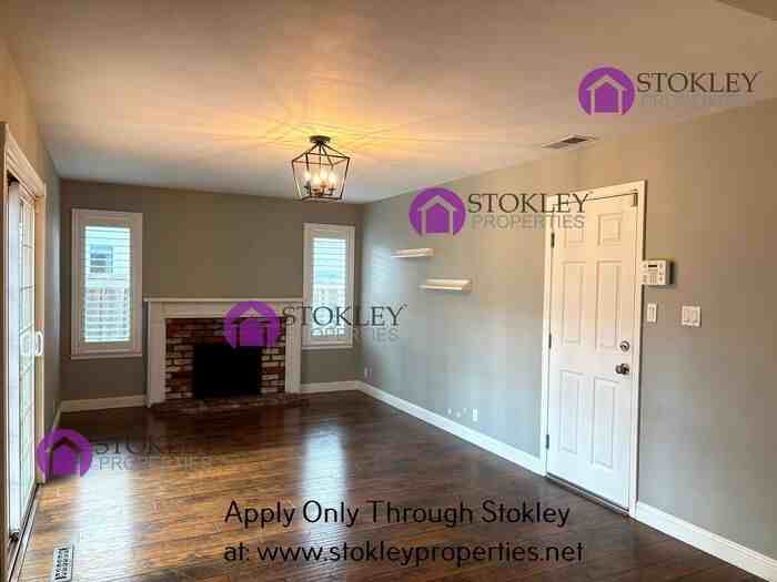 1536 Claycord Ave - Photo 6 of 13