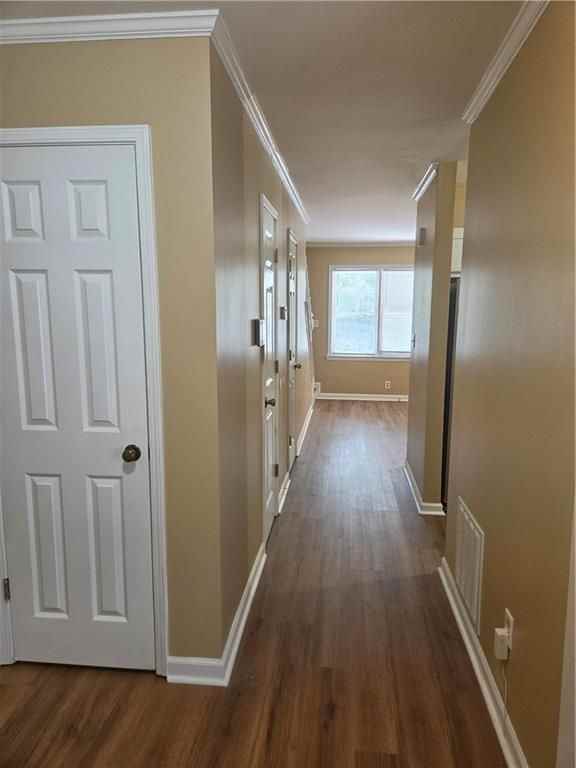 5595 Wells Cir - Photo 5 of 22