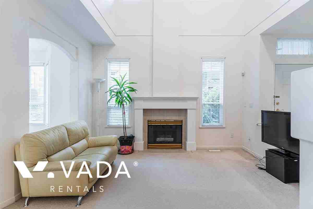 6950 120 St - Photo 2 of 42