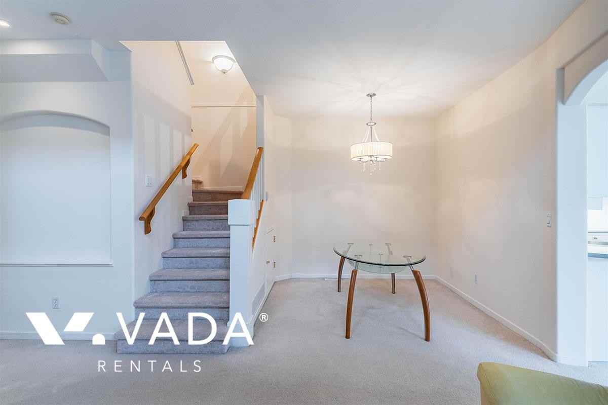 6950 120 St - Photo 5 of 42