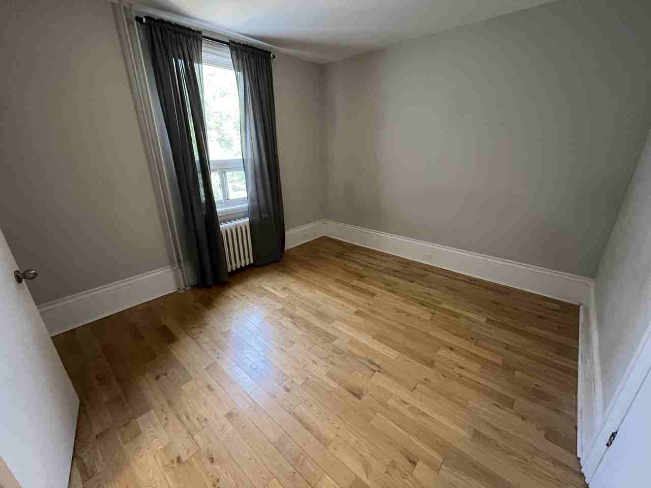 227 Guigues Ave - Photo 6 of 15