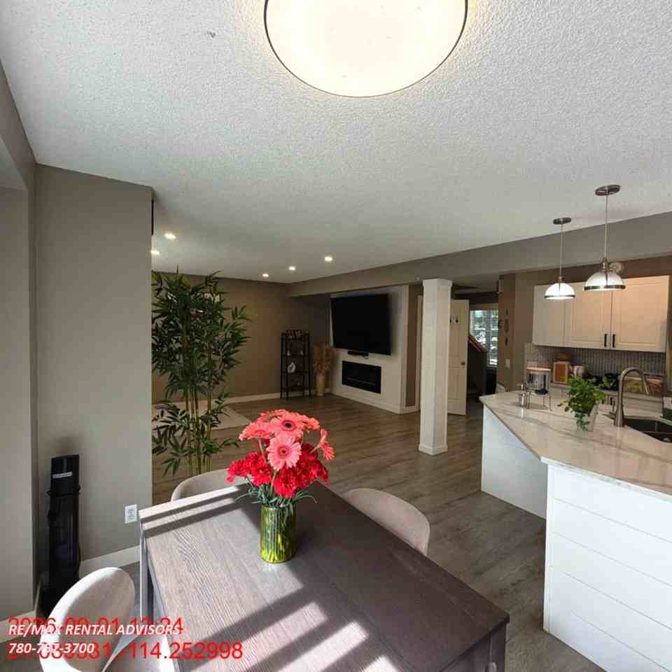 50 Valley Ponds Cres Nw - Photo 6 of 26