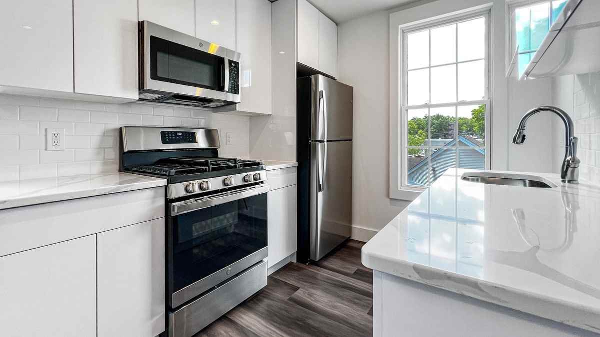 75 Oak St ##2a - Photo 6 of 15