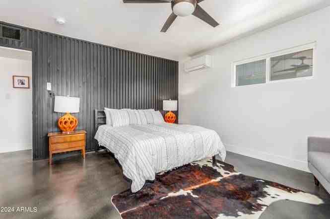 1610 W Lawrence Rd - Photo 6 of 14