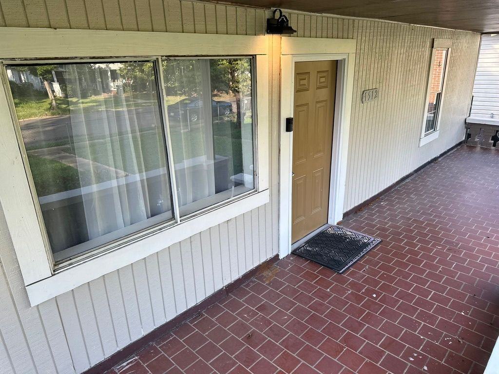 1512 Avenue J - Photo 3 of 14