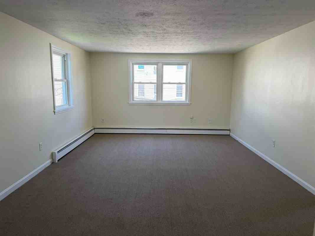 249 E High St ##3 - Photo 4 of 10