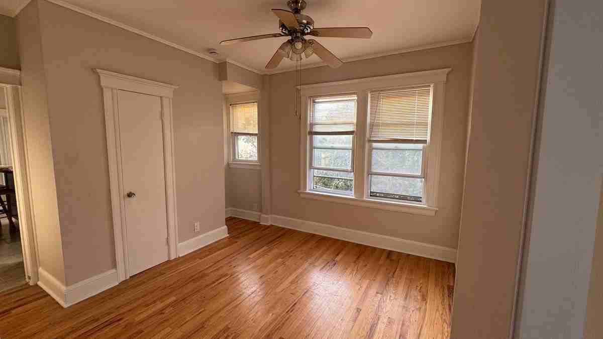 39 Struyk Ave ##2 - Photo 4 of 6