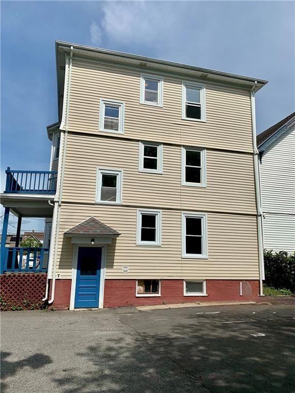 32 Sisson St ##1 - Photo 4 of 22