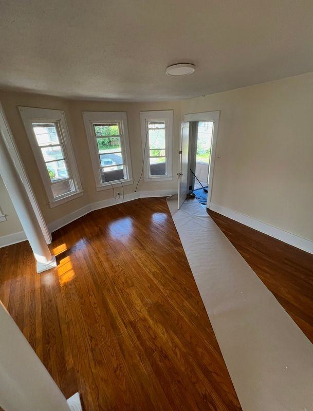 808 Waverly Pl - Photo 2 of 13