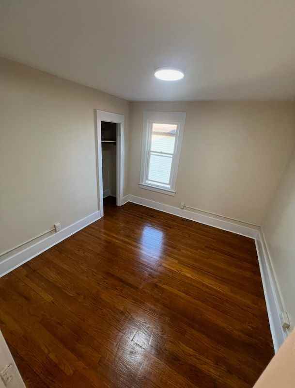 808 Waverly Pl - Photo 5 of 13