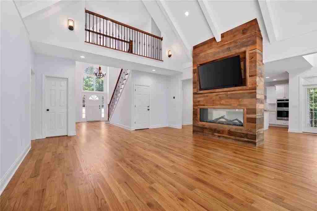 2090 Double Creek Ln - Photo 3 of 44
