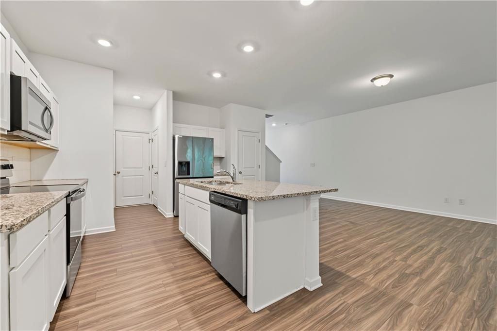 1365 Cooper Springs Rd - Photo 4 of 20