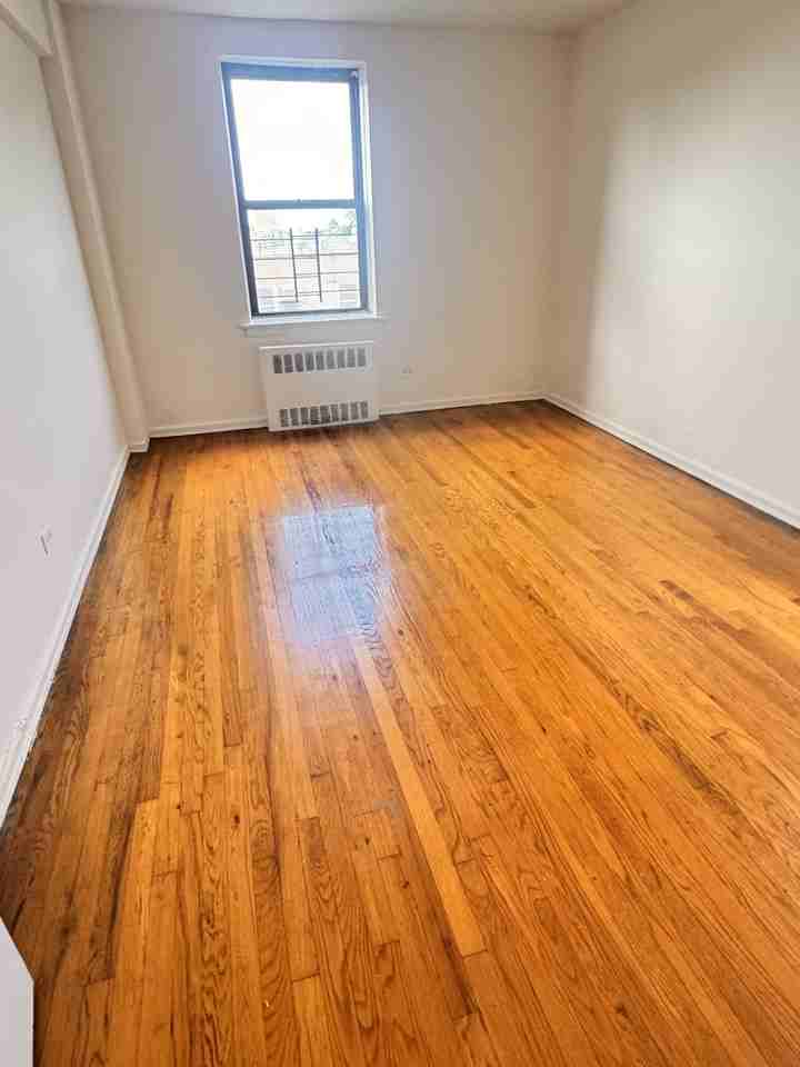 216-10 77th Avenue #4O - Photo 4 of 9