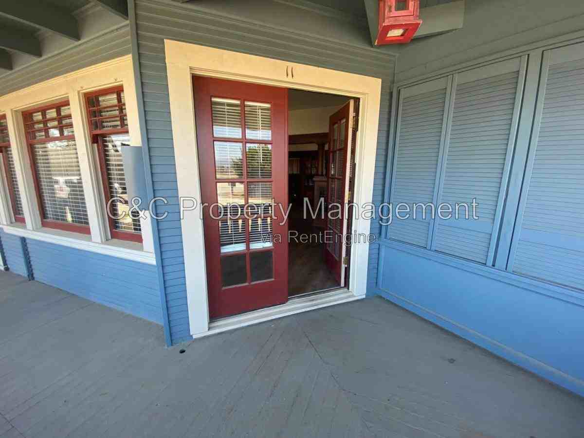 1200 W Market Cir #11 - Photo 5 of 5