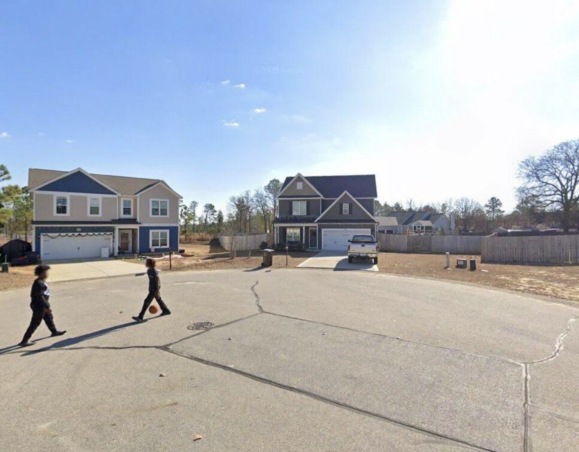 110 S Dakota Ct #NA - Photo 4 of 5