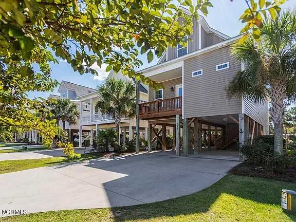 778 Bonaire Rd #NA - Photo 3 of 50