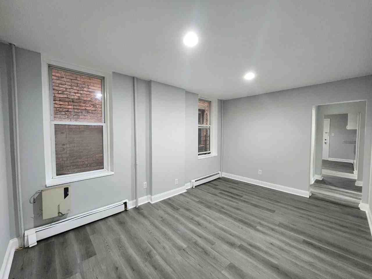 367 Morris Ave #2 - Photo 5 of 6