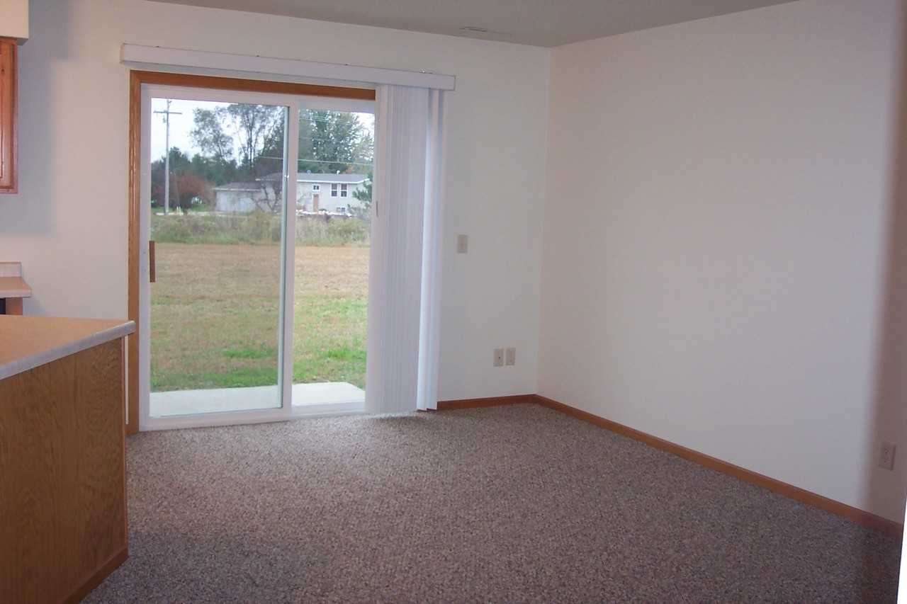 521 Kozarek Ave #6 - Photo 6 of 10