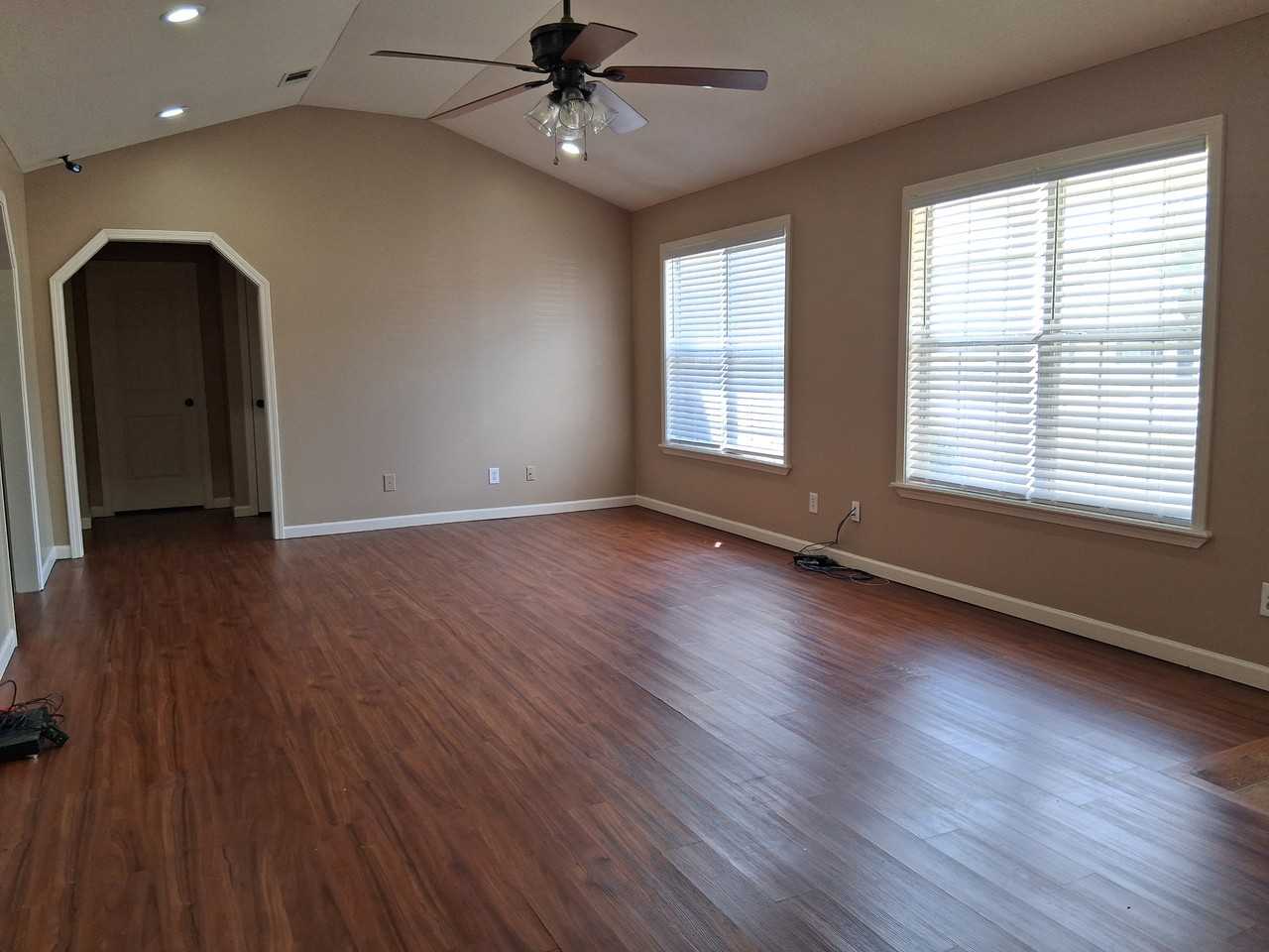 605 Marion St #NA - Photo 2 of 11