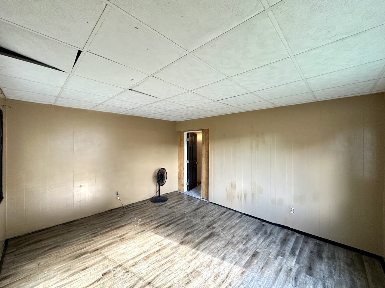 105 W Terrace Ave #NA - Photo 5 of 34
