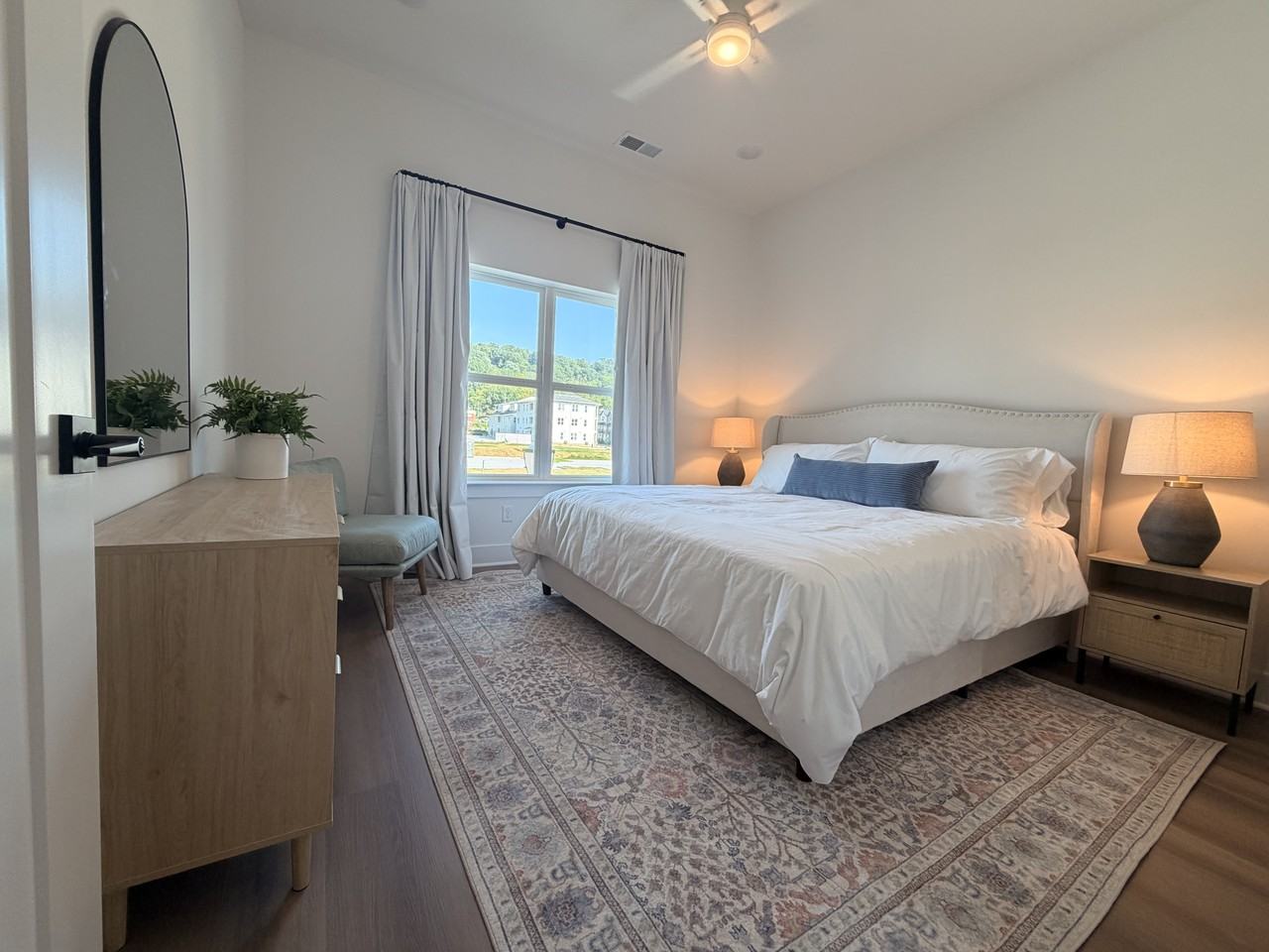 1726 S Watkins St #202 - Photo 3 of 12